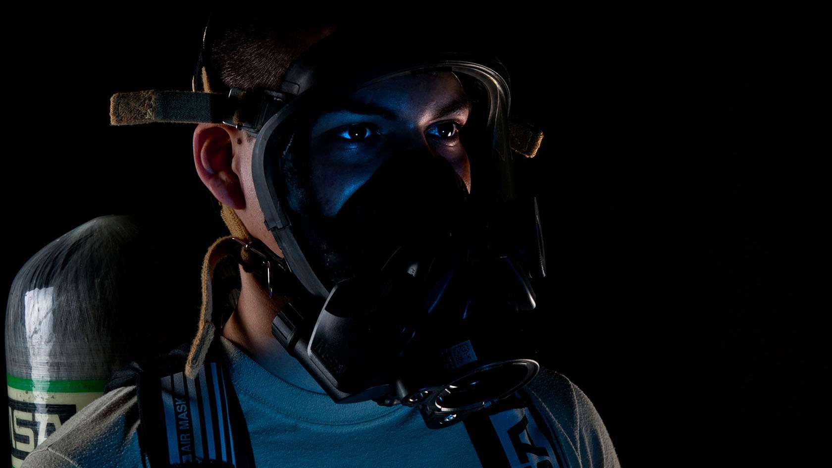 airman using breathing mask